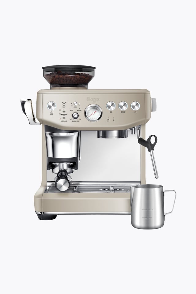 Sage the Barista Express™ Impress Almond Nougat 3