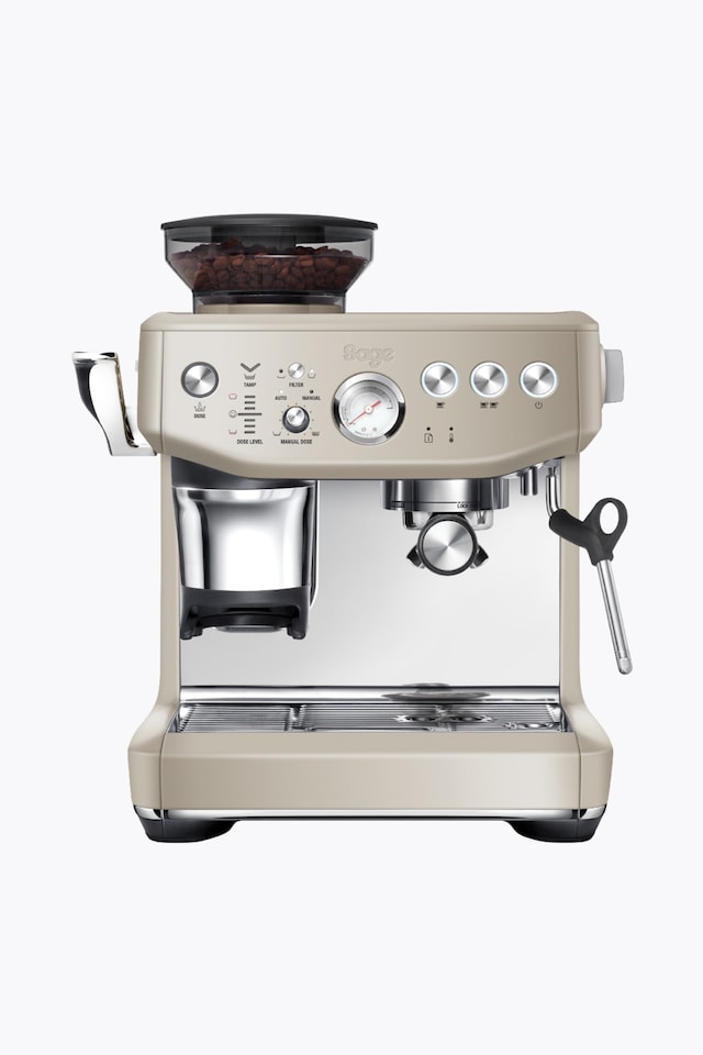 Sage the Barista Express™ Impress Almond Nougat 4