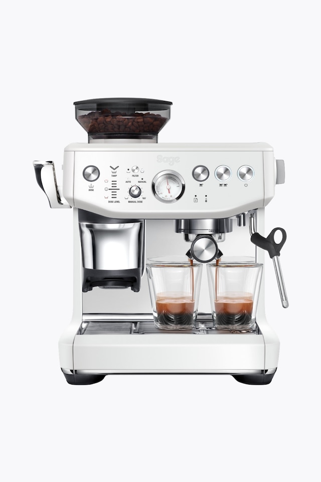 Sage the Barista Express™ Impress Sea Salt 2
